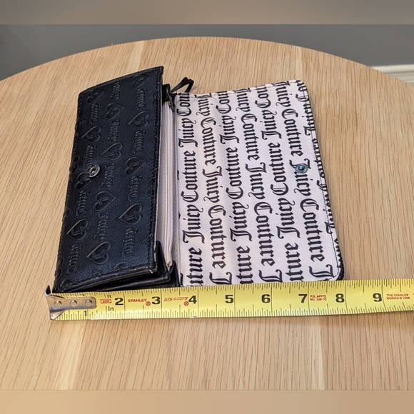 BNWT Juicy Couture Women's Black Raised Signature Embossed Flap Wallet/Clutch - Picture 14 of 16